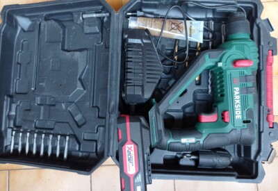 Location Marteau perforateur électrique à Le Tholonet
